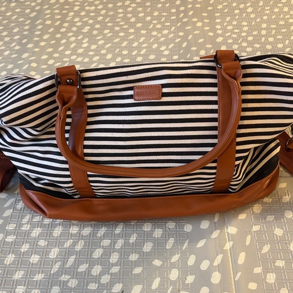 Handbags - Weekender Bag